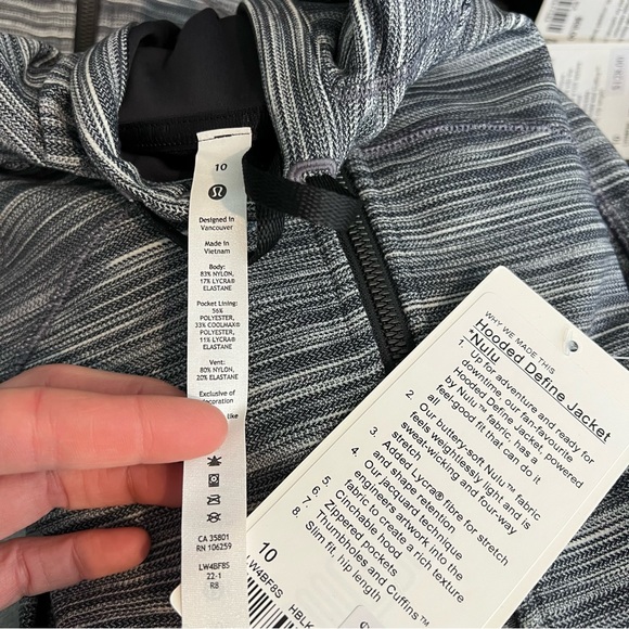 **Hooded Define Jacket *Nulu 10 heathered Black/White/Black - Picture 4 of 6